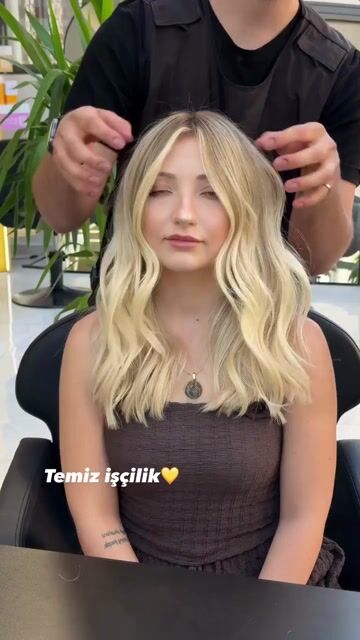 Işıltılı Sarı — Neffa Hair & Makeup Studio